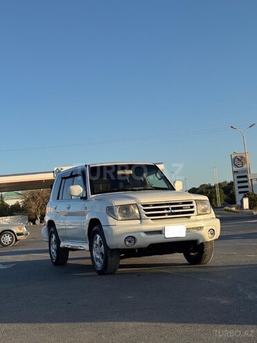 Mitsubishi Pajero io 2000, 308,521 km - 2.0 l - Bakı