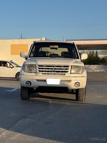Mitsubishi Pajero io 2000, 308,521 km - 2.0 l - Bakı