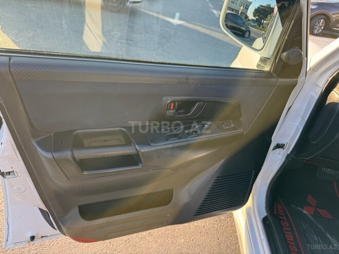Mitsubishi Pajero io 2000, 308,521 km - 2.0 l - Bakı