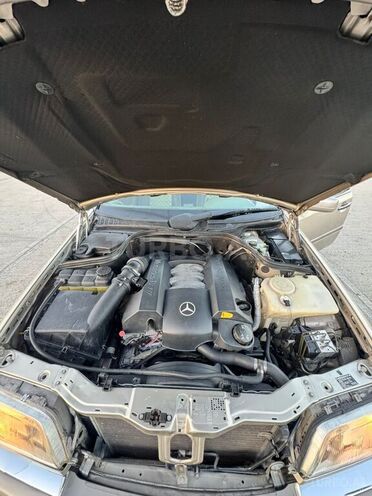 Mercedes C 240 1998, 280,000 km - 2.4 л - Bakı