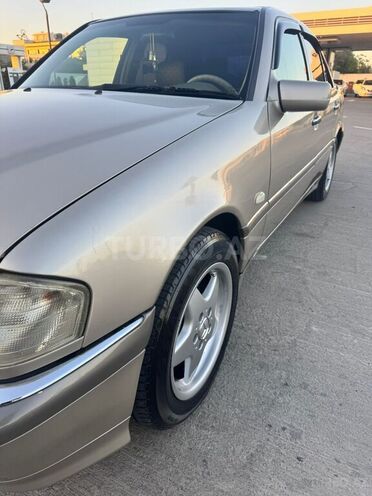 Mercedes C 240 1998, 280,000 km - 2.4 л - Bakı