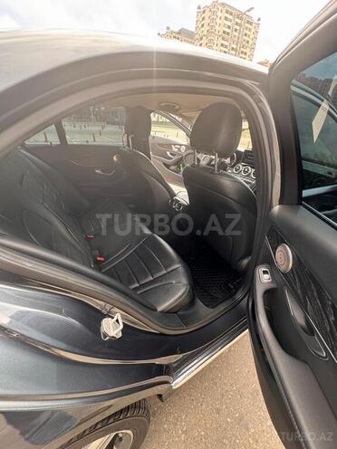 Mercedes C 300 4MATIC 2015, 169,000 km - 3.5 l - Bakı