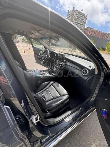 Mercedes C 300 4MATIC 2015, 169,000 km - 3.5 l - Bakı