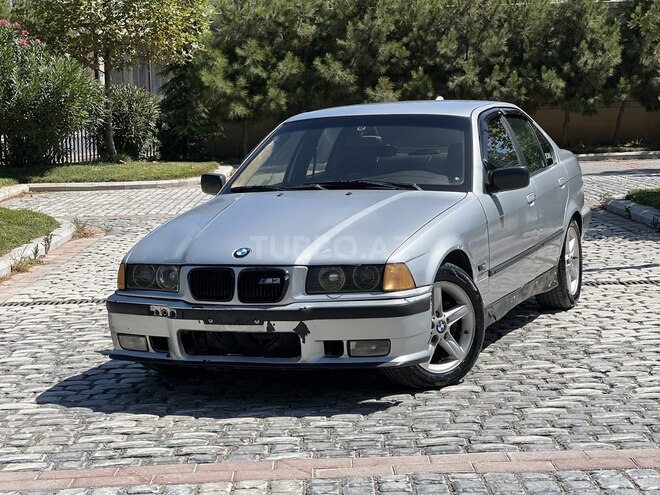 BMW 320 1993, 340,000 km - 2.0 l - Bakı