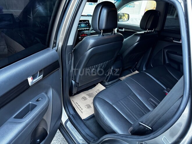 Kia Sorento 2011, 236,000 km - 2.0 l - Bakı