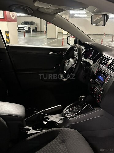 Volkswagen Jetta 2016, 134,840 km - 1.4 л - Bakı