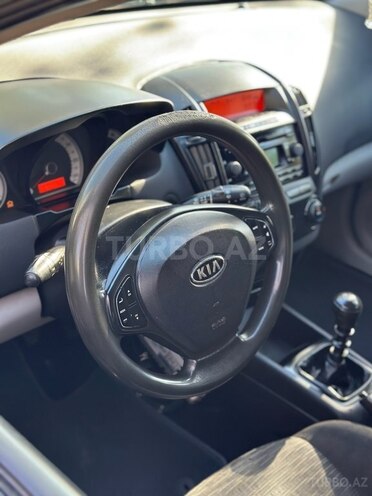 Kia Ceed 2007, 390,000 km - 1.6 l - Qəbələ