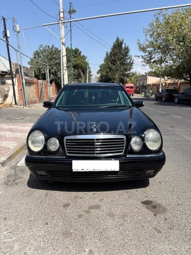 Mercedes E 240 1999, 342,321 km - 2.4 l - Bakı
