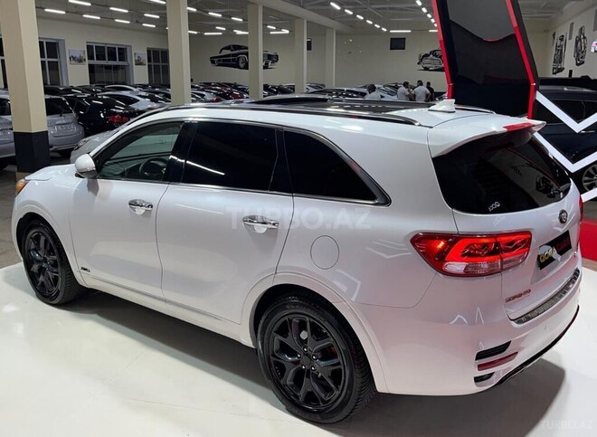 Kia Sorento-9