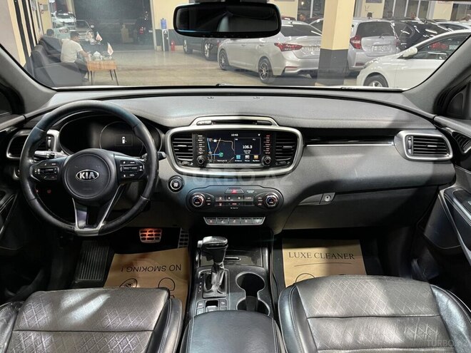 Kia Sorento-17