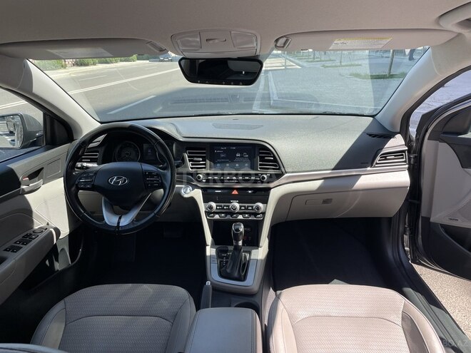 Hyundai Elantra 2019, 167,372 km - 2.0 л - Bakı