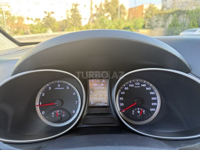 Hyundai Santa Fe 2013, 197,803 km - 2.4 л - Bakı