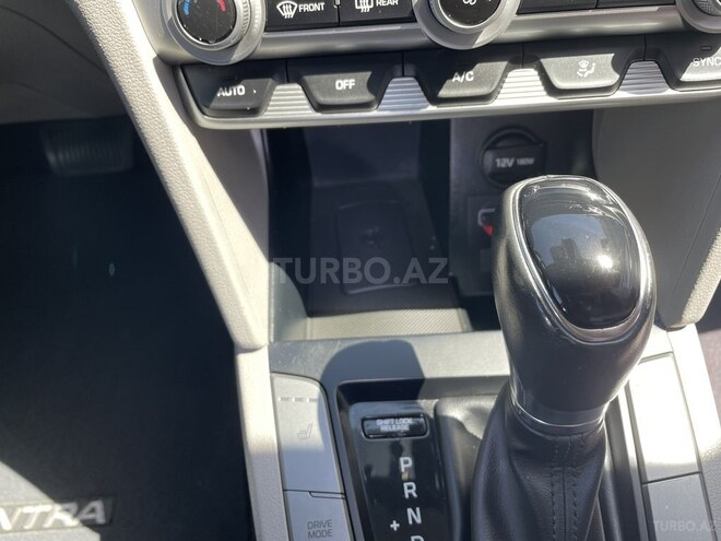 Hyundai Elantra 2019, 167,372 km - 2.0 л - Bakı