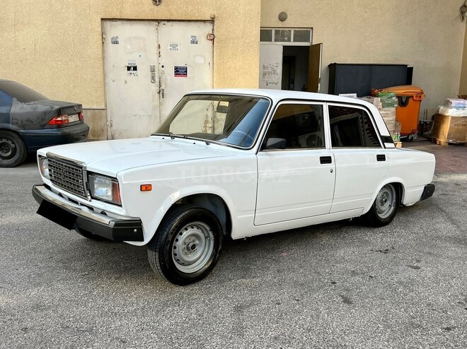 LADA (VAZ) 2107 2009, 152,000 km - 1.6 l - Bakı