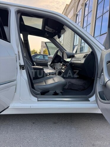 Mercedes C 230 1999, 451,000 km - 2.3 л - Beyləqan