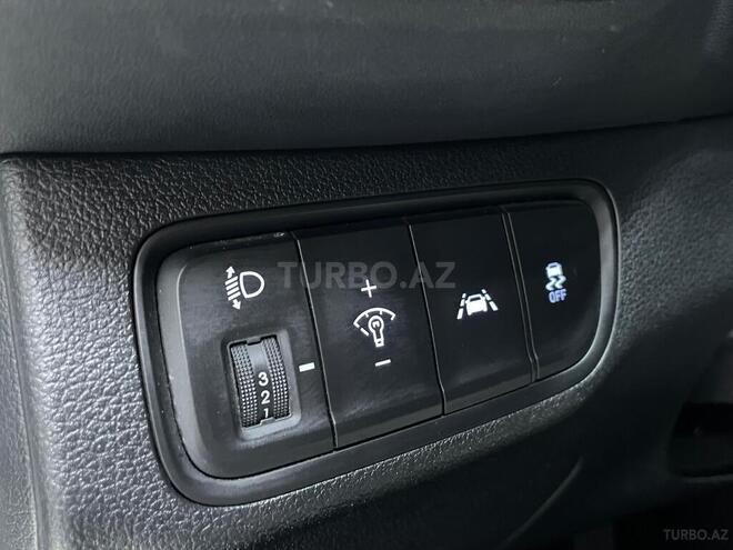 Hyundai Santa Fe-11
