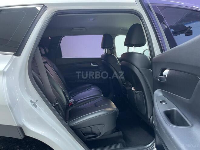 Hyundai Santa Fe-16