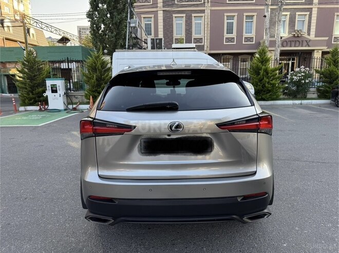 Lexus NX 300 2018, 108,000 km - 2.0 l - Bakı
