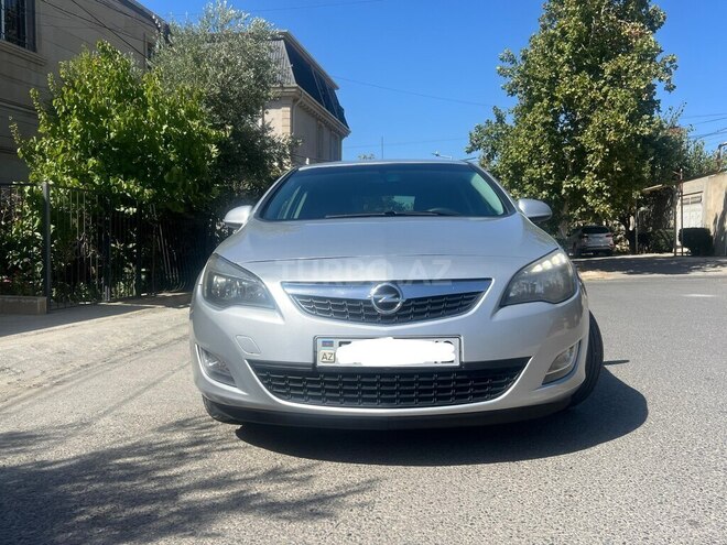 Opel Astra 2011, 271,000 km - 1.3 l - Bakı