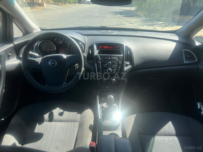 Opel Astra 2011, 271,000 km - 1.3 l - Bakı