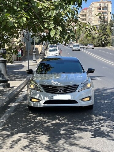 Hyundai Grandeur 2011, 260,000 km - 2.4 l - Bakı