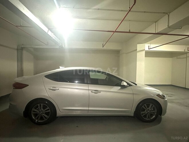 Hyundai Elantra 2018, 70,000 km - 2.0 l - Bakı