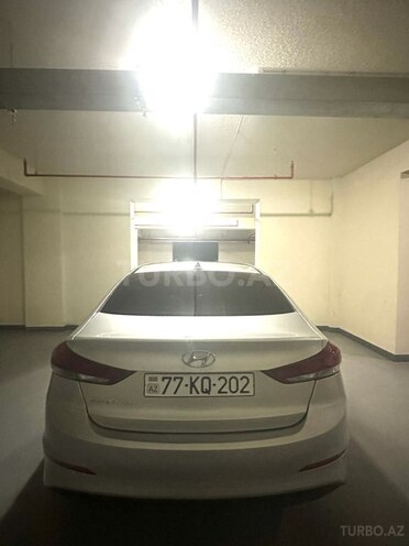 Hyundai Elantra 2018, 70,000 km - 2.0 l - Bakı