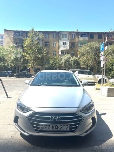 Hyundai Elantra 2018, 70,000 km - 2.0 l - Bakı