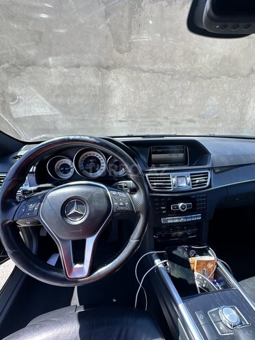 Mercedes E 220 2014, 242,000 km - 2.1 l - Bakı