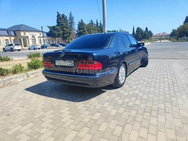 Mercedes E 270 2000, 245,876 km - 2.7 l - Bakı