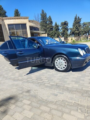 Mercedes E 270 2000, 245,876 km - 2.7 l - Bakı
