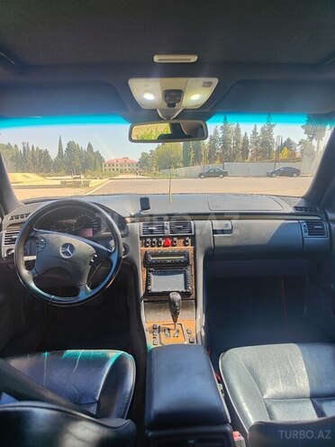 Mercedes E 270 2000, 245,876 km - 2.7 l - Bakı