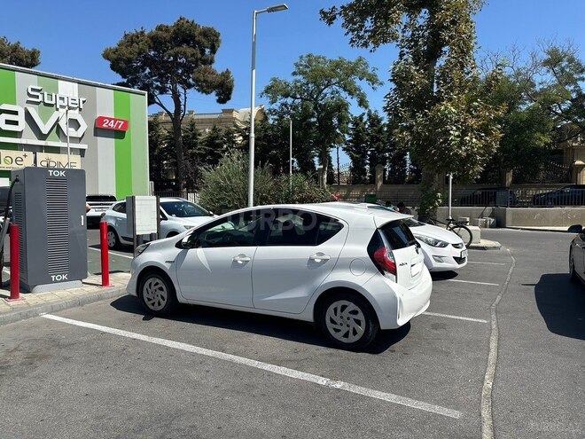 Toyota Aqua 2018, 70,000 km - 1.5 l - Bakı