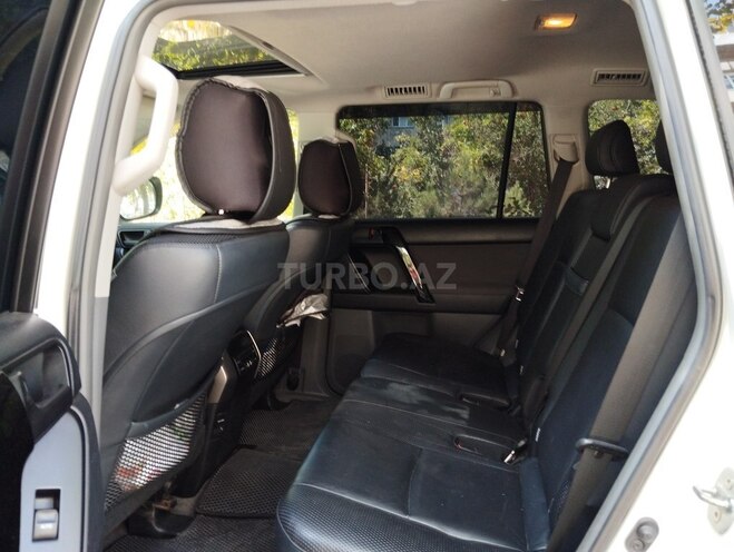 Toyota Land Cruiser Prado 2011, 190,000 km - 2.7 л - Bakı