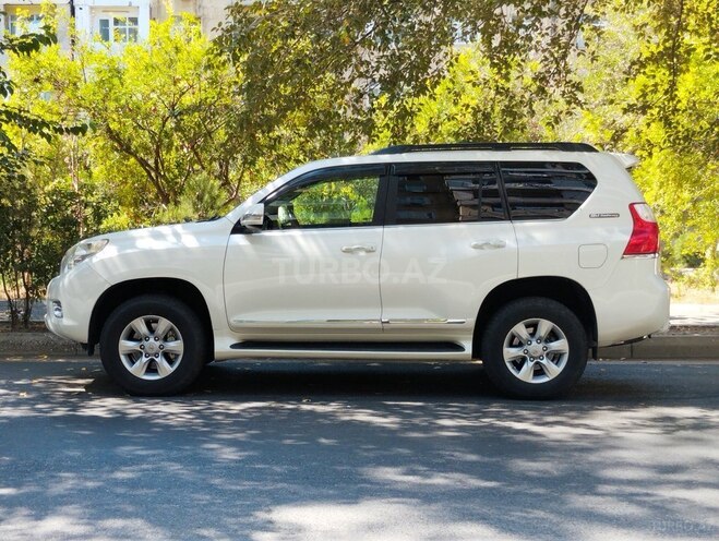 Toyota Land Cruiser Prado 2011, 190,000 km - 2.7 л - Bakı
