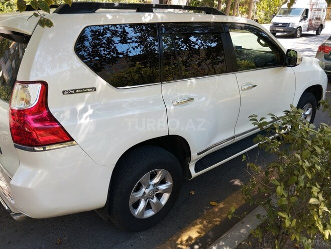 Toyota Land Cruiser Prado 2011, 190,000 km - 2.7 л - Bakı