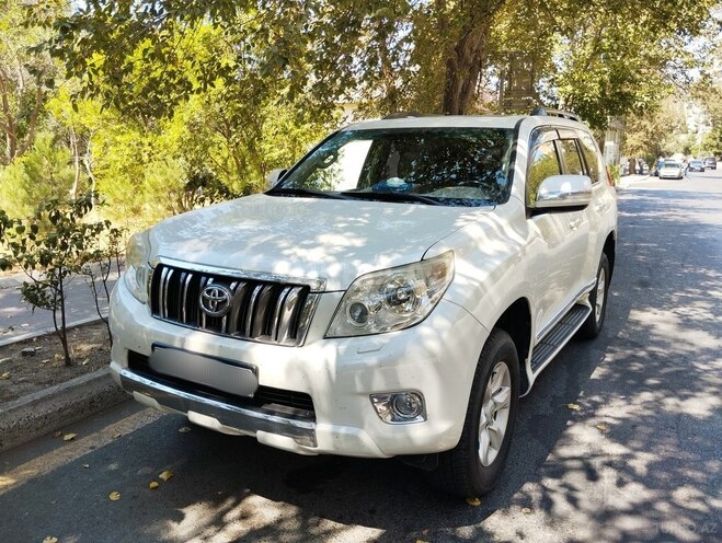 Toyota Land Cruiser Prado 2011, 190,000 km - 2.7 л - Bakı