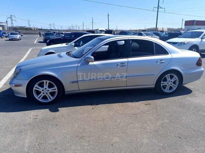 Mercedes E 270 2002, 450,000 km - 2.7 l - Bakı