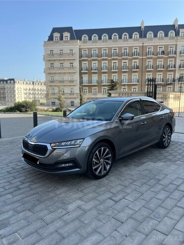 Skoda Octavia 2023, 32,200 km - 1.6 л - Bakı