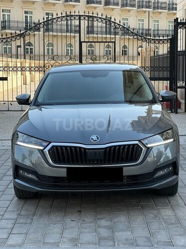 Skoda Octavia 2023, 32,200 km - 1.6 л - Bakı