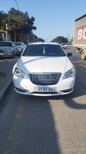 Chrysler 200-4