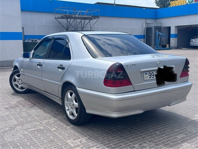 Mercedes C 220 2000, 550,000 km - 2.2 l - Bakı