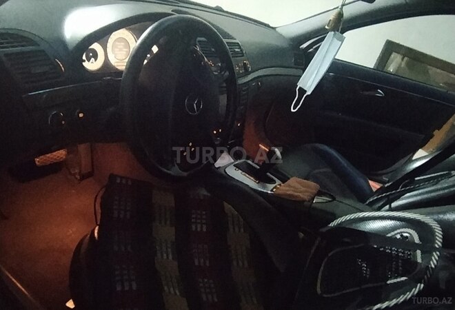 Mercedes E 320 2002, 320,000 km - 3.2 l - Bakı