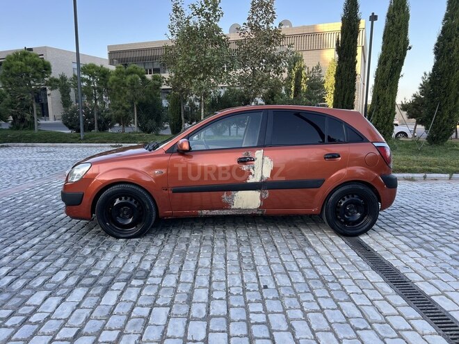 Kia Rio 2007, 270,000 km - 1.4 l - Bakı