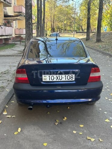 Opel Vectra 1996, 210,982 km - 1.8 l - Qəbələ