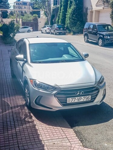 Hyundai Elantra 2016, 190,000 km - 2.0 l - Bakı