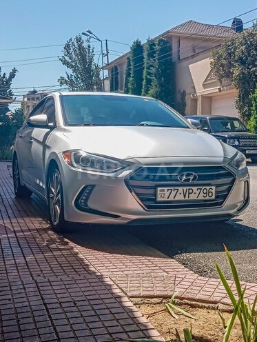 Hyundai Elantra 2016, 190,000 km - 2.0 l - Bakı