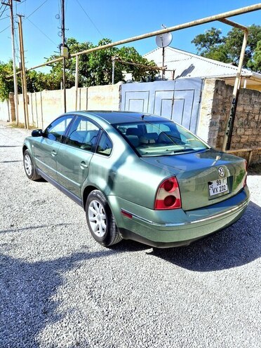 Volkswagen Passat 2003, 337,000 km - 1.8 l - Bakı