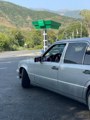 Mercedes E 300 1993, 600,000 km - 3.0 л - Mingəçevir