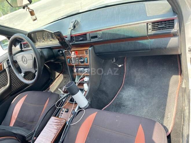 Mercedes E 300 1993, 600,000 km - 3.0 л - Mingəçevir